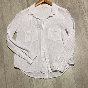 Cloth & Stone White Gauzy Button-Up Blouse with roll-tab sleeves